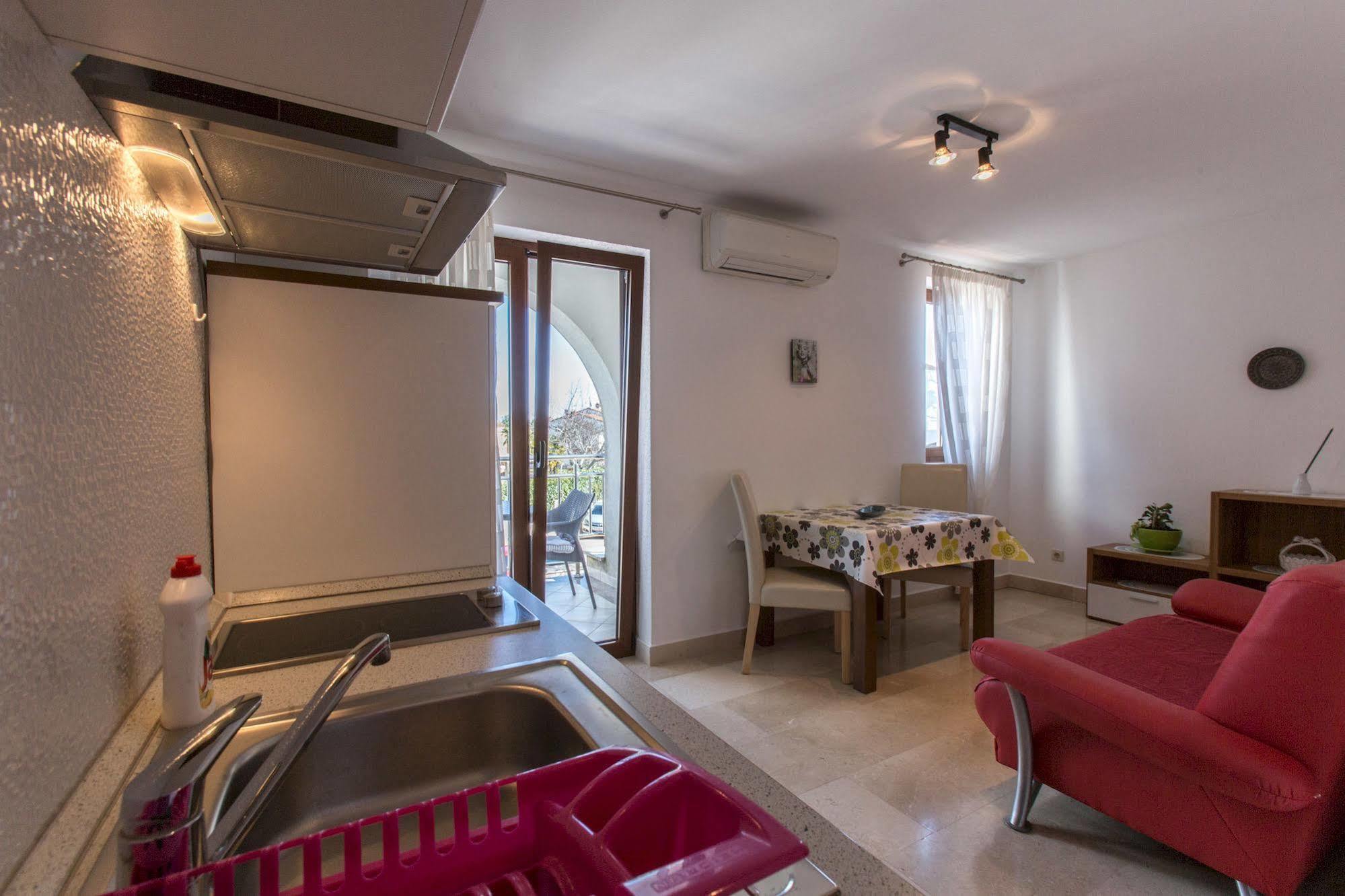 Guesthouse Santin Rovinj Eksteriør bilde